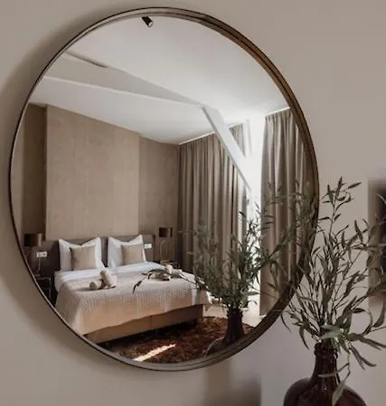 High End 2 Bedroom Family With Ac